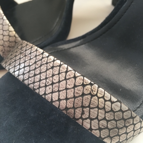 Pour La Victoire-Sandals/Heels - Picture 3 of 6